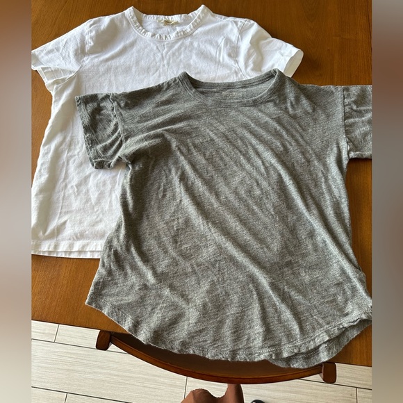Madewell White and Gray T-Shirts - Picture 1 of 8